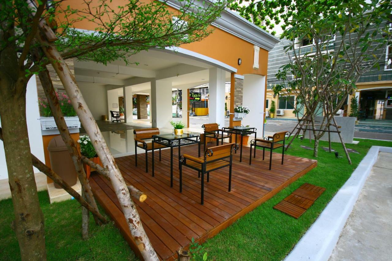 At Home Phetkasem Bangkok Exterior photo